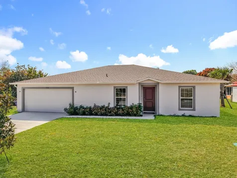 1390 Schumann Drive Sebastian FL 32958