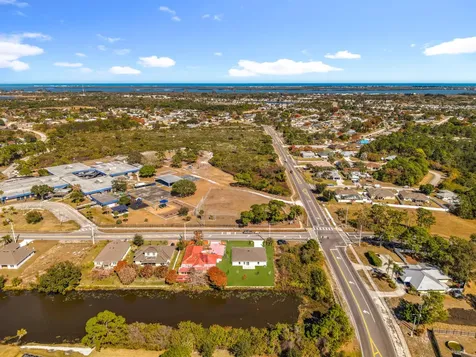 1390 Schumann Drive Sebastian FL 32958
