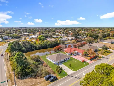 1390 Schumann Drive Sebastian FL 32958
