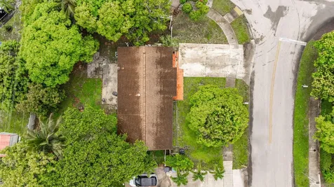 6290 Sw 18th Place North Lauderdale FL 33068