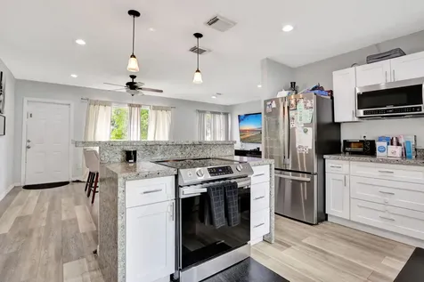 6290 Sw 18th Place North Lauderdale FL 33068