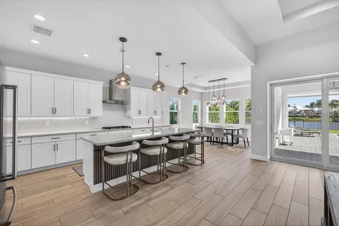 9221 Crestview Circle Palm Beach Gardens FL 33412