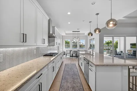9221 Crestview Circle Palm Beach Gardens FL 33412