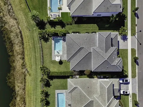 9221 Crestview Circle Palm Beach Gardens FL 33412