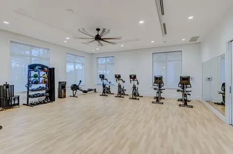 9221 Crestview Circle Palm Beach Gardens FL 33412