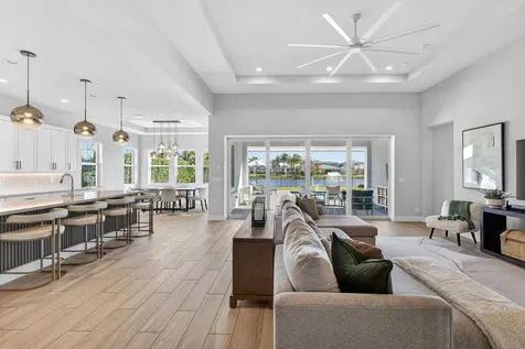 9221 Crestview Circle Palm Beach Gardens FL 33412