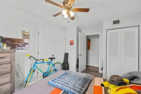 723 Sunny Pine Way Greenacres FL 33415