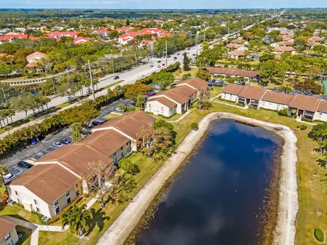 723 Sunny Pine Way Greenacres FL 33415