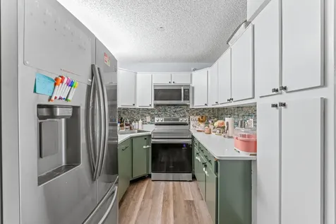 723 Sunny Pine Way Greenacres FL 33415