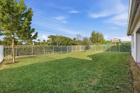 9629 Mosler Trail Lake Worth FL 33467