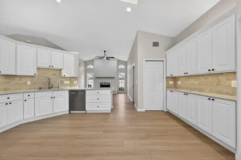 916 Meadow Avenue Wellington FL 33414