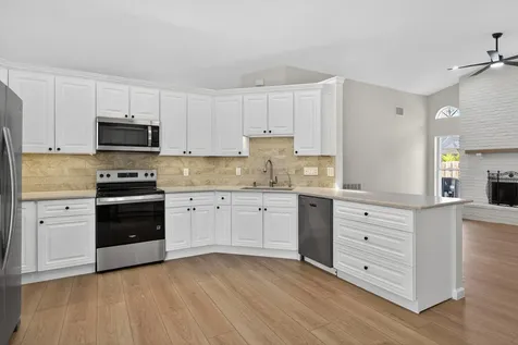 916 Meadow Avenue Wellington FL 33414