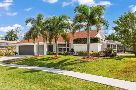 916 Meadow Avenue Wellington FL 33414