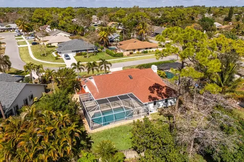 916 Meadow Avenue Wellington FL 33414