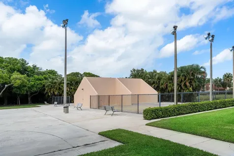 4124 41st Way West Palm Beach FL 33407