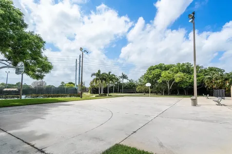 4124 41st Way West Palm Beach FL 33407