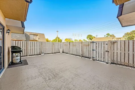 4124 41st Way West Palm Beach FL 33407