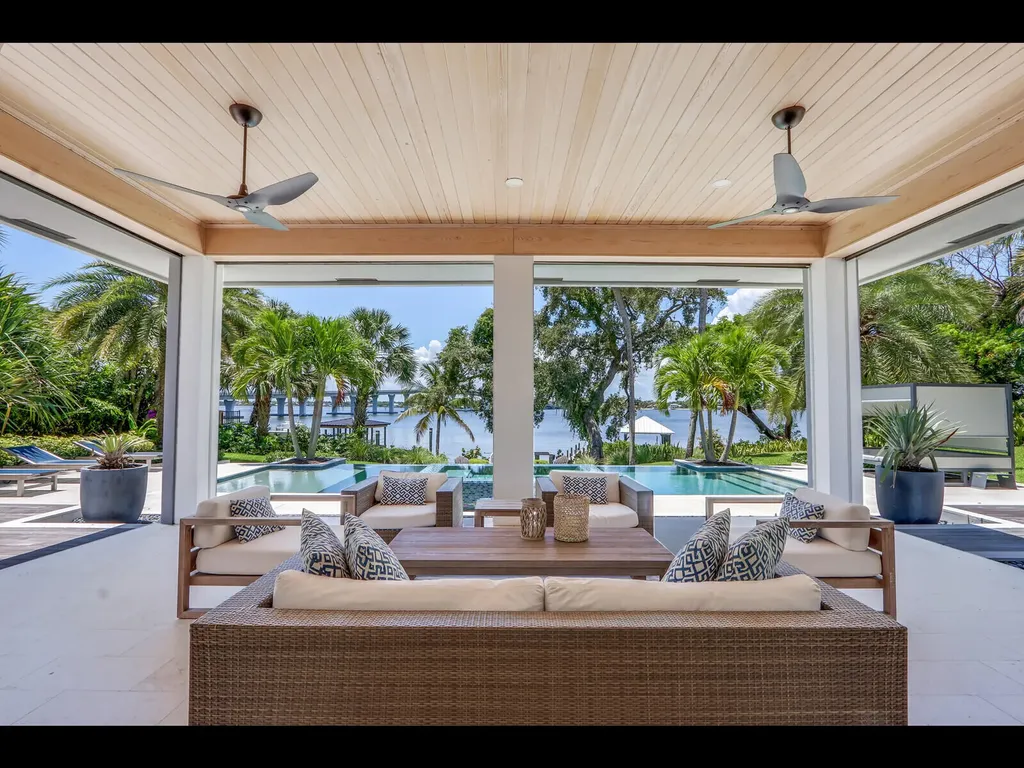 11 N River Road Sewalls Point FL 34996