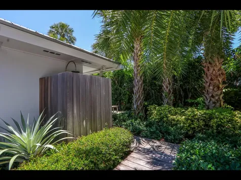 11 N River Road Sewalls Point FL 34996
