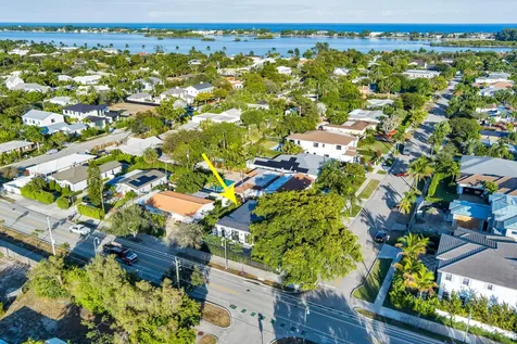 263 Alhambra Place West Palm Beach FL 33405