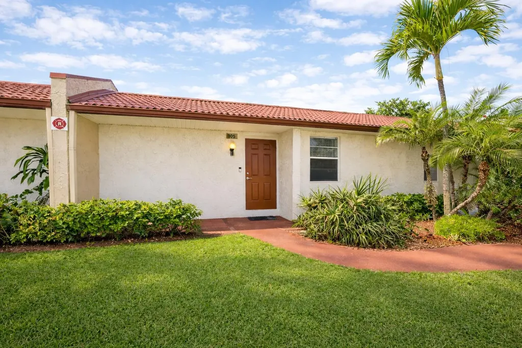 105 Lake Irene Drive West Palm Beach FL 33411