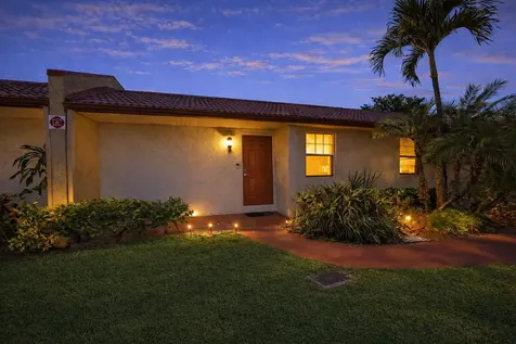 105 Lake Irene Drive West Palm Beach FL 33411