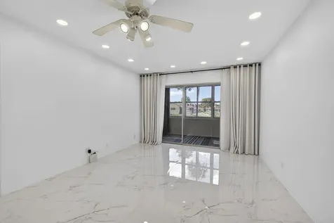 105 Lake Irene Drive West Palm Beach FL 33411