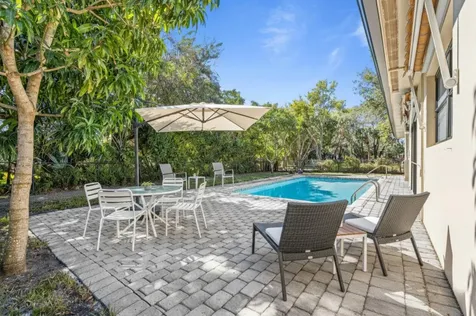 2512 Lone Pine Road Palm Beach Gardens FL 33410