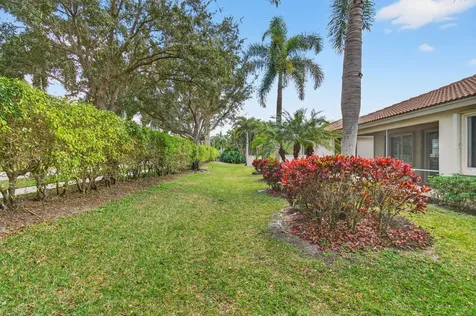 2320 Sapphire Circle West Palm Beach FL 33411