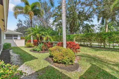 2320 Sapphire Circle West Palm Beach FL 33411