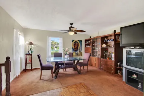 704 N Dixie Highway Lantana FL 33462