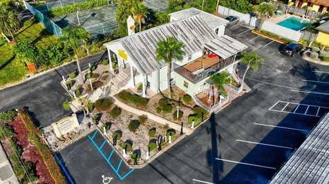704 N Dixie Highway Lantana FL 33462