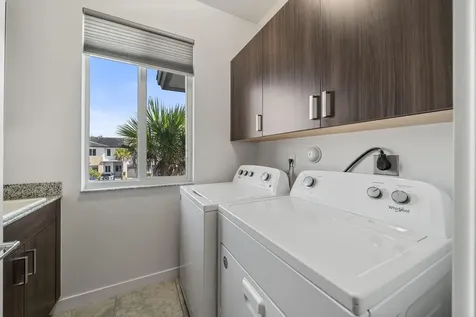 511 Pioneer Way Royal Palm Beach FL 33411