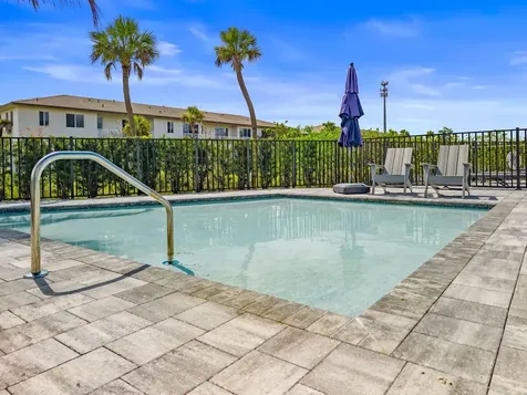 511 Pioneer Way Royal Palm Beach FL 33411