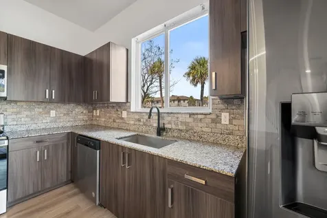 511 Pioneer Way Royal Palm Beach FL 33411
