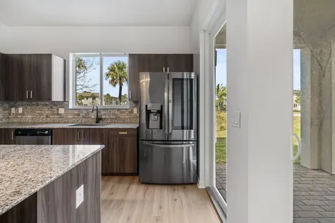 511 Pioneer Way Royal Palm Beach FL 33411