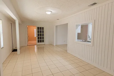 1148 Se Puritan Lane Port Saint Lucie FL 34983