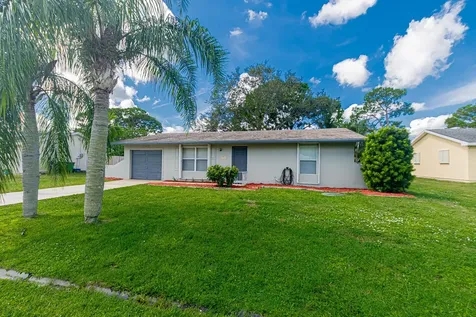 1148 Se Puritan Lane Port Saint Lucie FL 34983