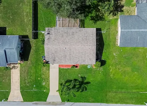 1148 Se Puritan Lane Port Saint Lucie FL 34983
