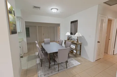 1148 Se Puritan Lane Port Saint Lucie FL 34983