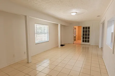 1148 Se Puritan Lane Port Saint Lucie FL 34983