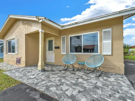 7615 Nw 68th Avenue Tamarac FL 33321