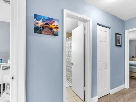 7615 Nw 68th Avenue Tamarac FL 33321