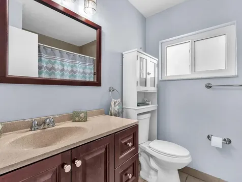 7615 Nw 68th Avenue Tamarac FL 33321