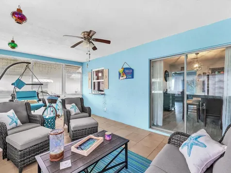 7615 Nw 68th Avenue Tamarac FL 33321