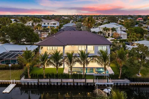 24 Leeward Circle Tequesta FL 33469