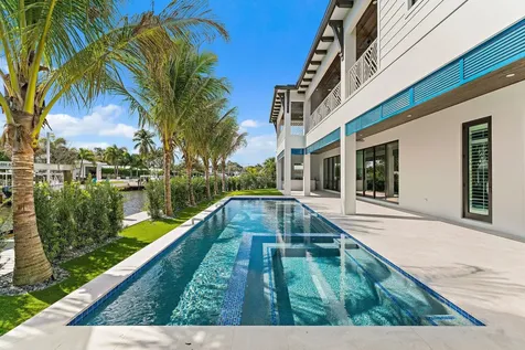 24 Leeward Circle Tequesta FL 33469