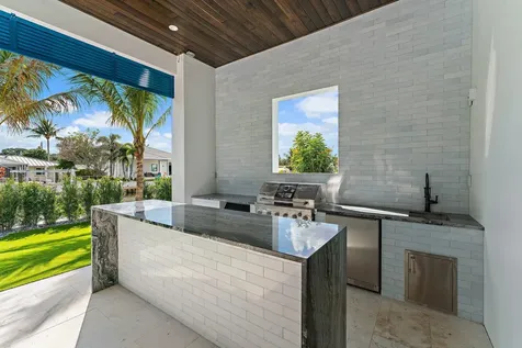 24 Leeward Circle Tequesta FL 33469
