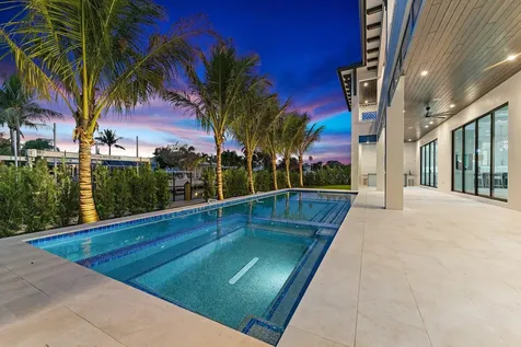 24 Leeward Circle Tequesta FL 33469