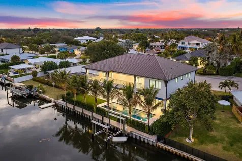 24 Leeward Circle Tequesta FL 33469